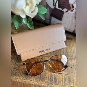 SOLD ❌ Burberry BE3142 DREW Sunglasses
